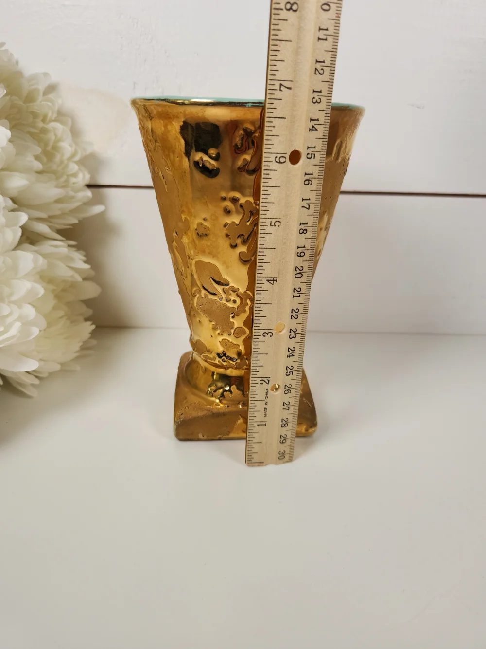 Vintage Weeping Gold Gilmer Pottery Vase 6.75